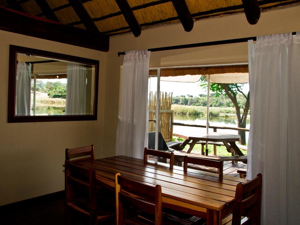 Gondwana Hakusembe River Lodge Rundu Luaran gambar