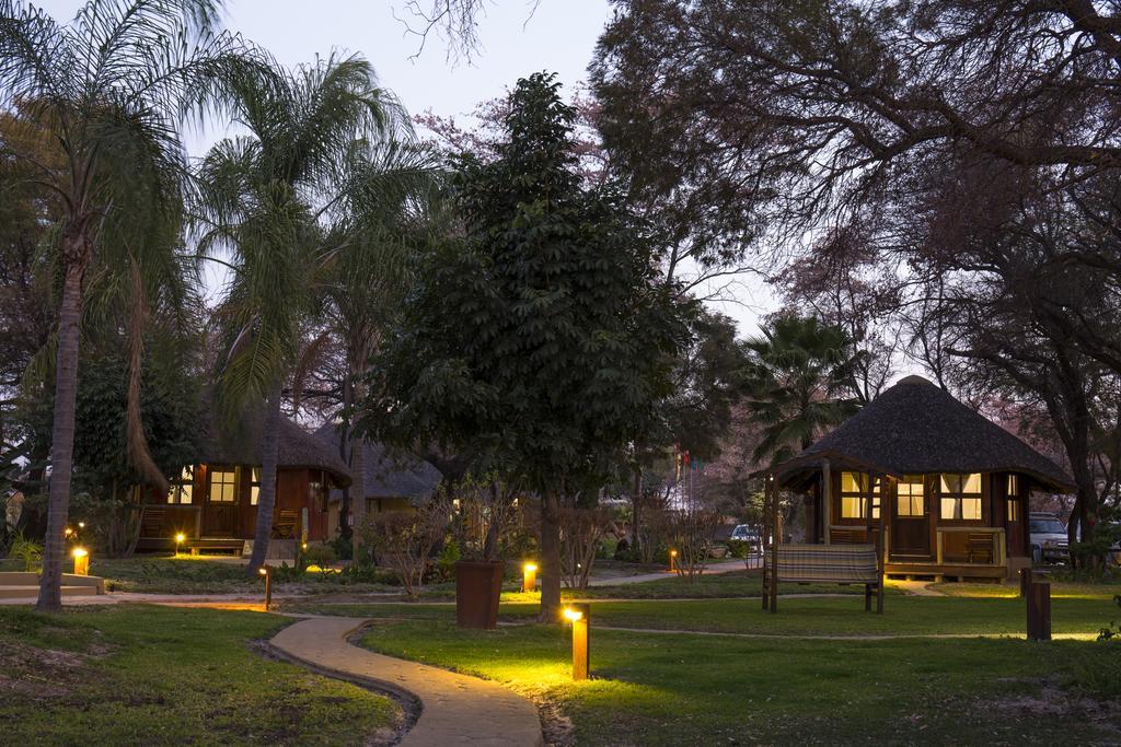 Gondwana Hakusembe River Lodge Rundu Luaran gambar