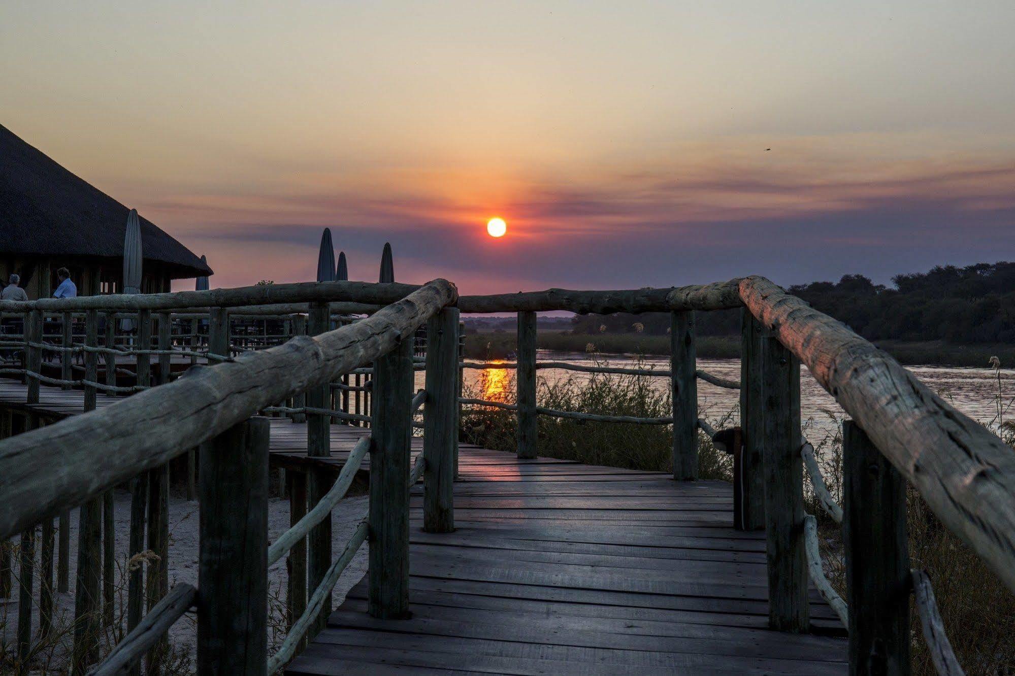 Gondwana Hakusembe River Lodge Rundu Luaran gambar