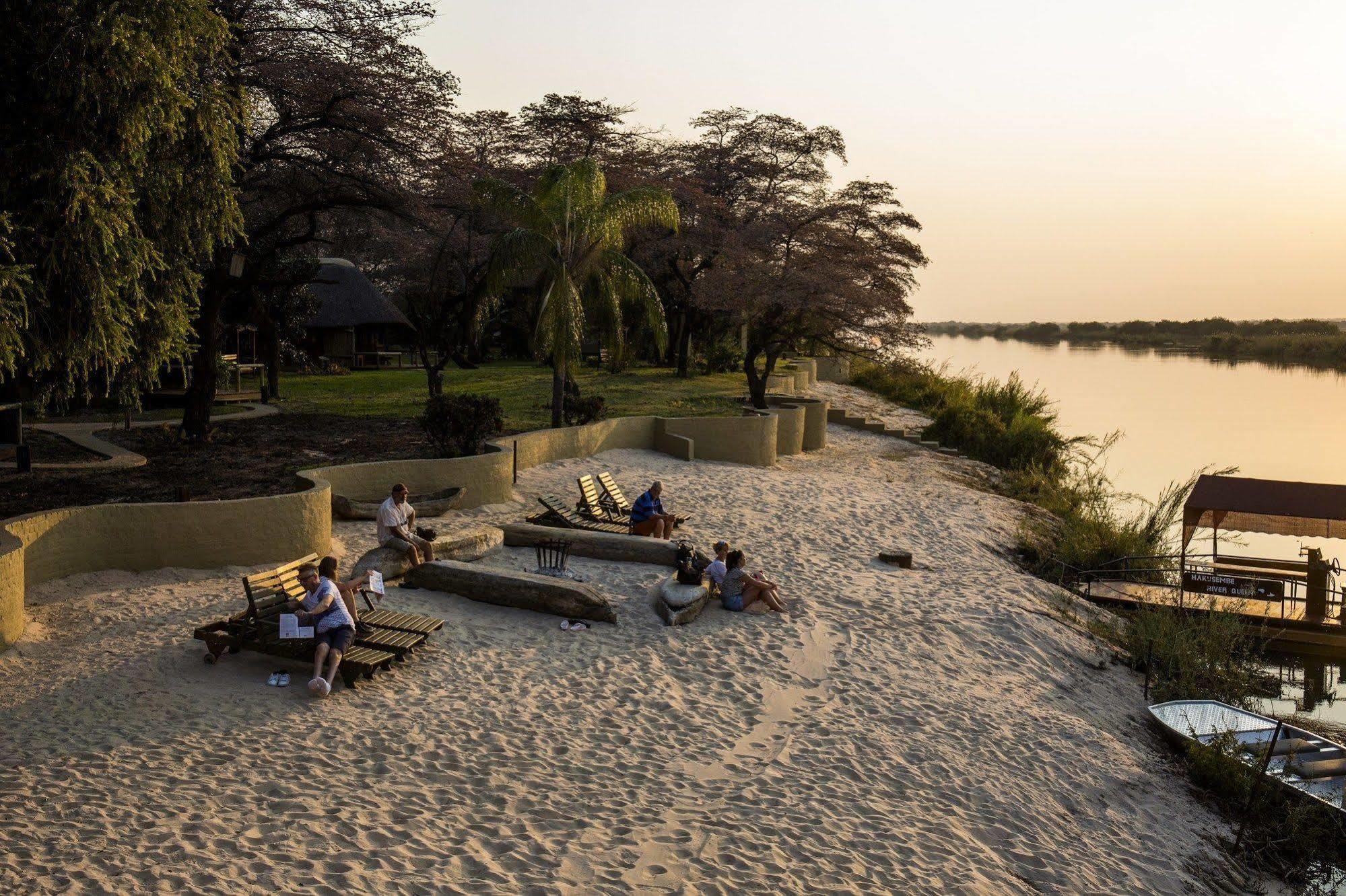 Gondwana Hakusembe River Lodge Rundu Luaran gambar