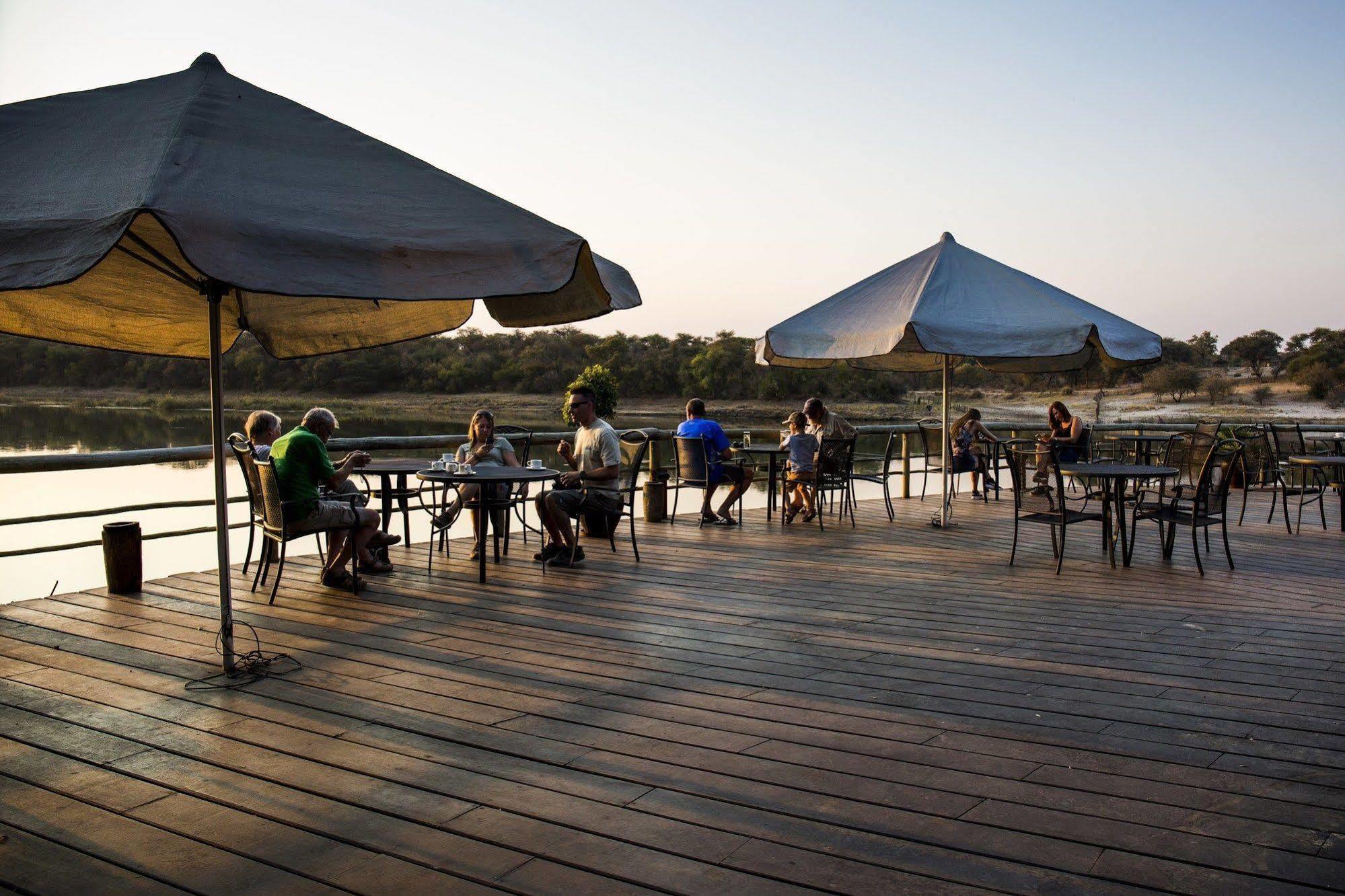 Gondwana Hakusembe River Lodge Rundu Luaran gambar