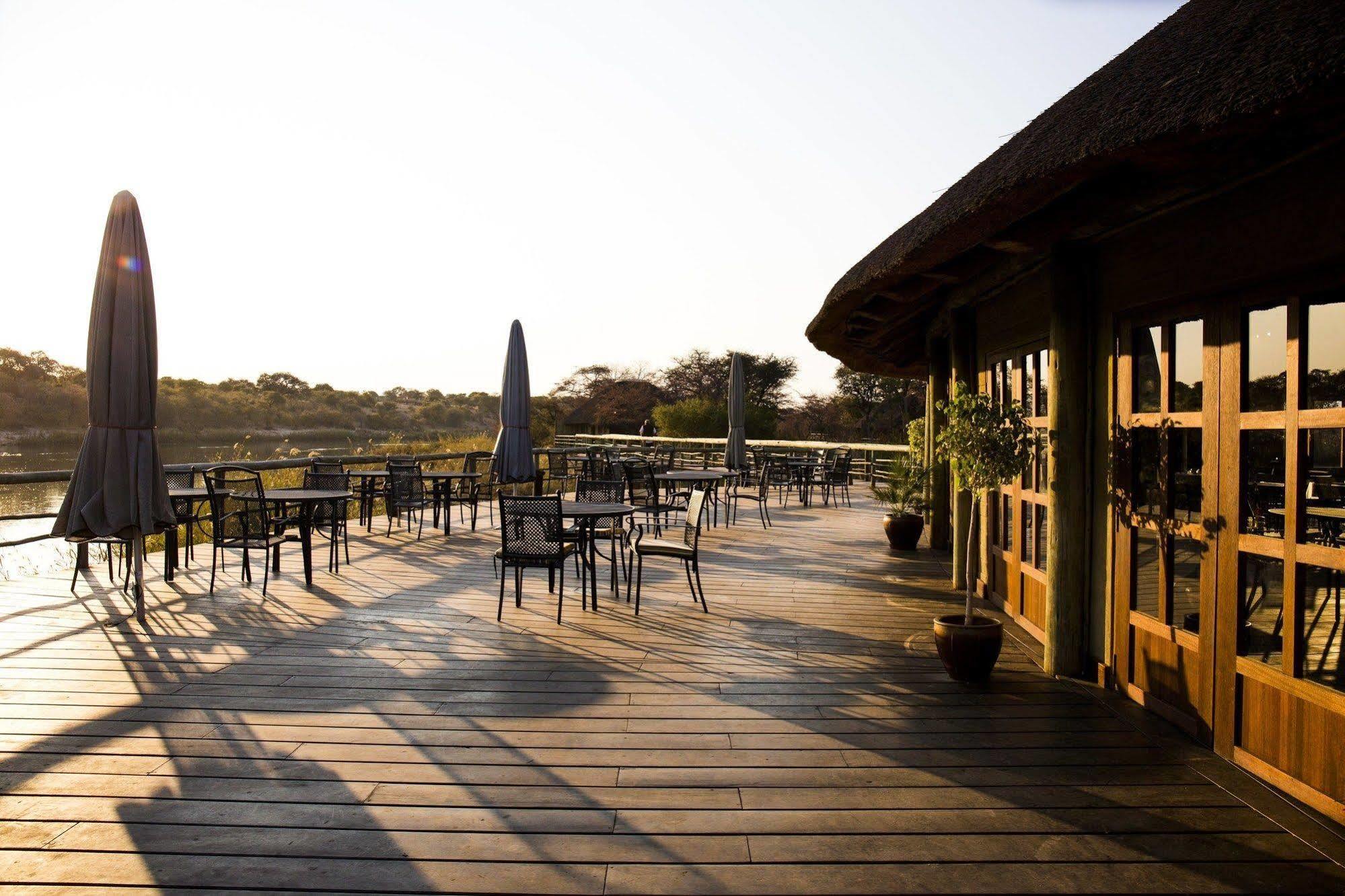 Gondwana Hakusembe River Lodge Rundu Luaran gambar